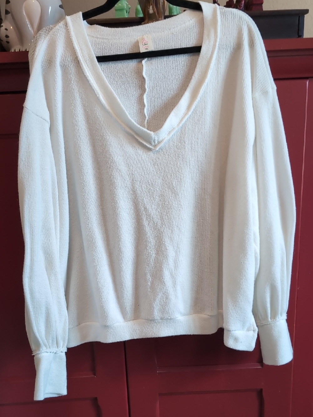 Women’s Cream V-Neck Lightweight Knit Sweater